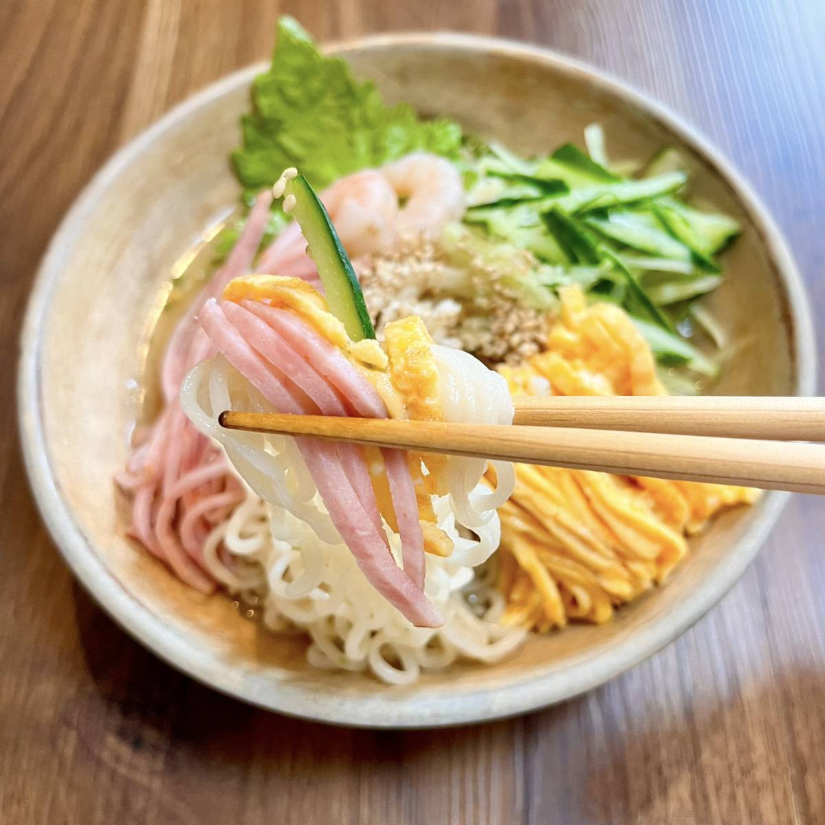 サッポロ一番公式の「冷やし塩ラーメン」のレシピ