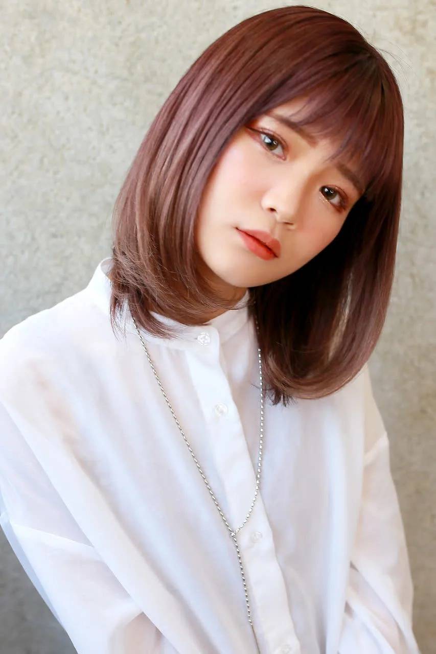 シンプルピンクブラウンボブ