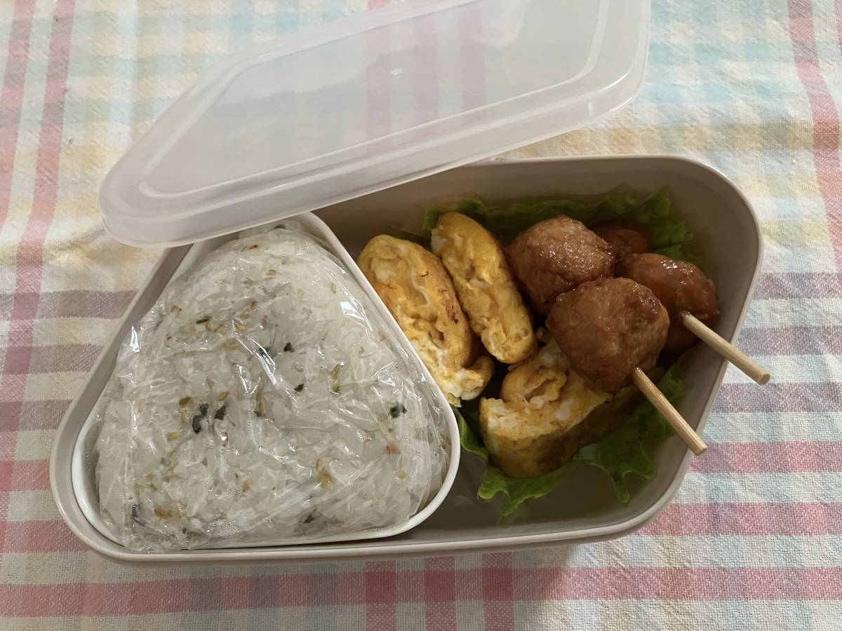 セリアのおにぎりランチボックス