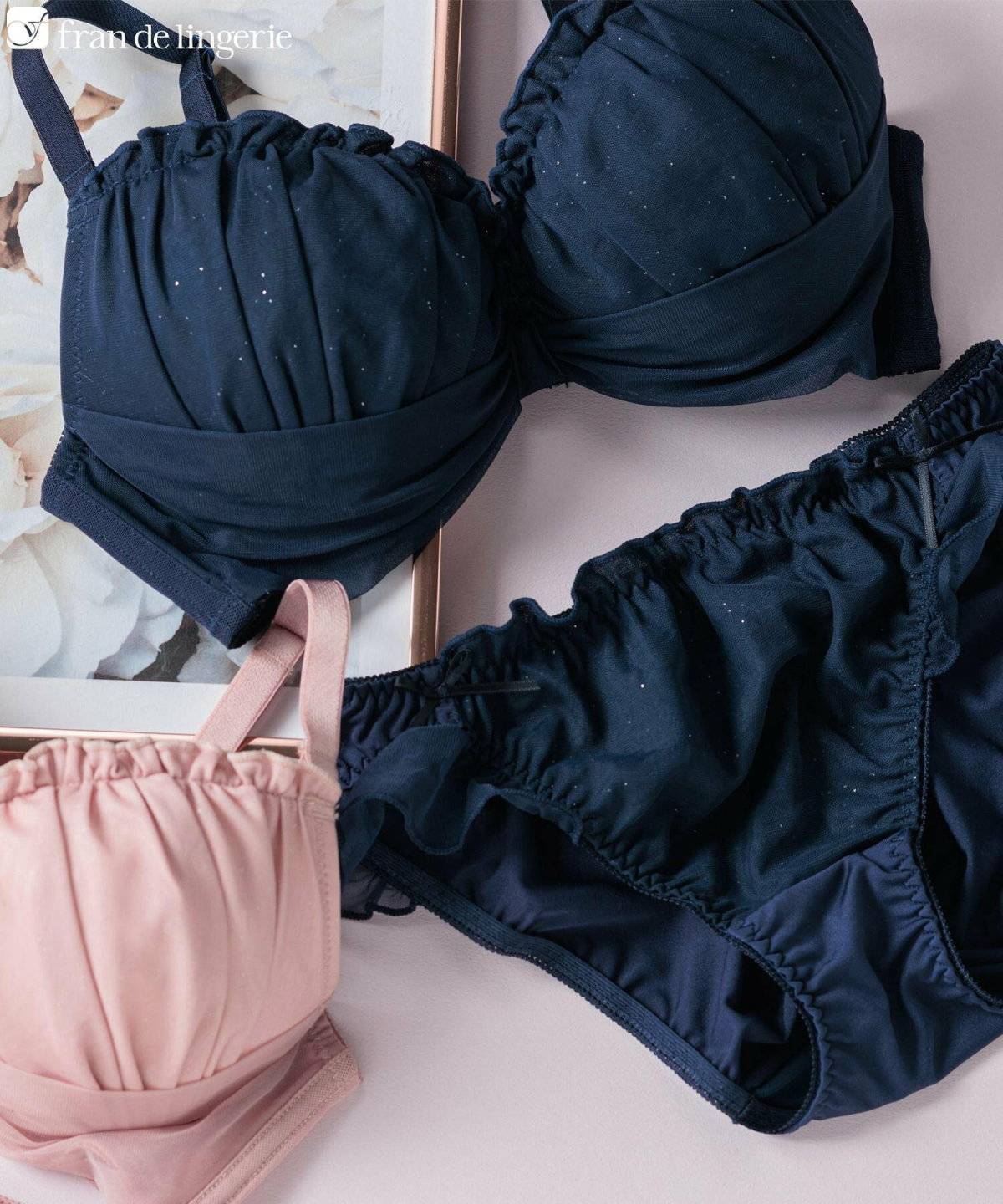 fran de lingerie (フランデランジェリー)人気の「すき間レス」パターンさりげない特別感「すき間レスブラ008」ブラジャーショーツセット