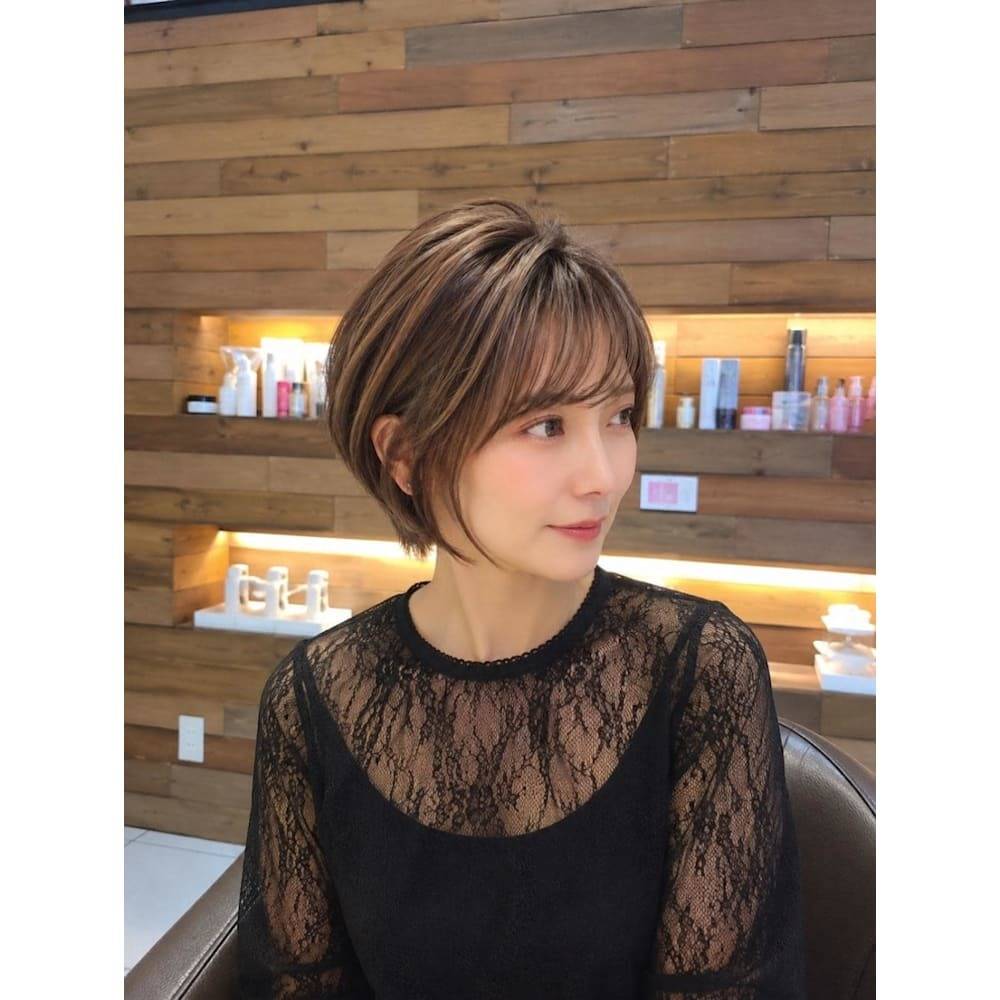 美シルエットなくびれショート