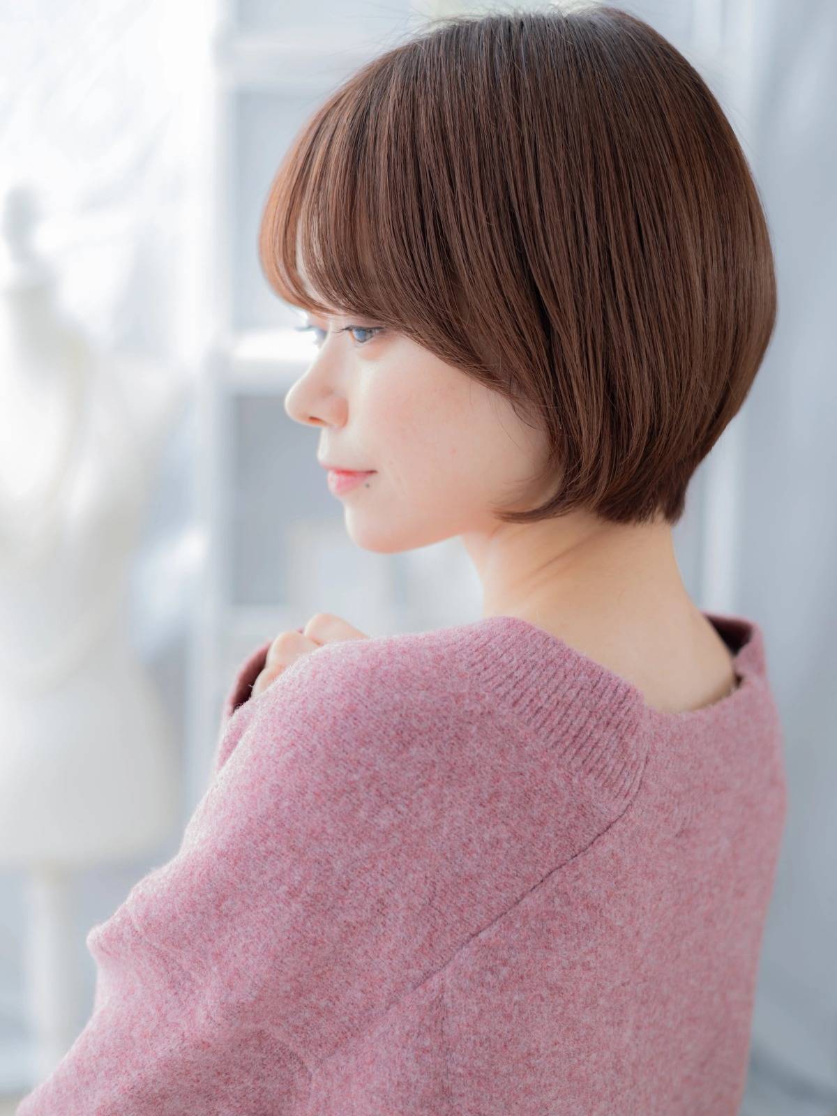 毛先がハネにくい丸みショート