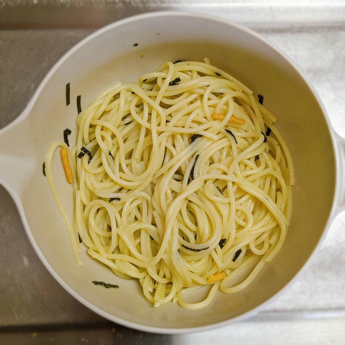 永谷園公式の「お茶づけの素で簡単！梅＆しそのパスタ」のレシピ