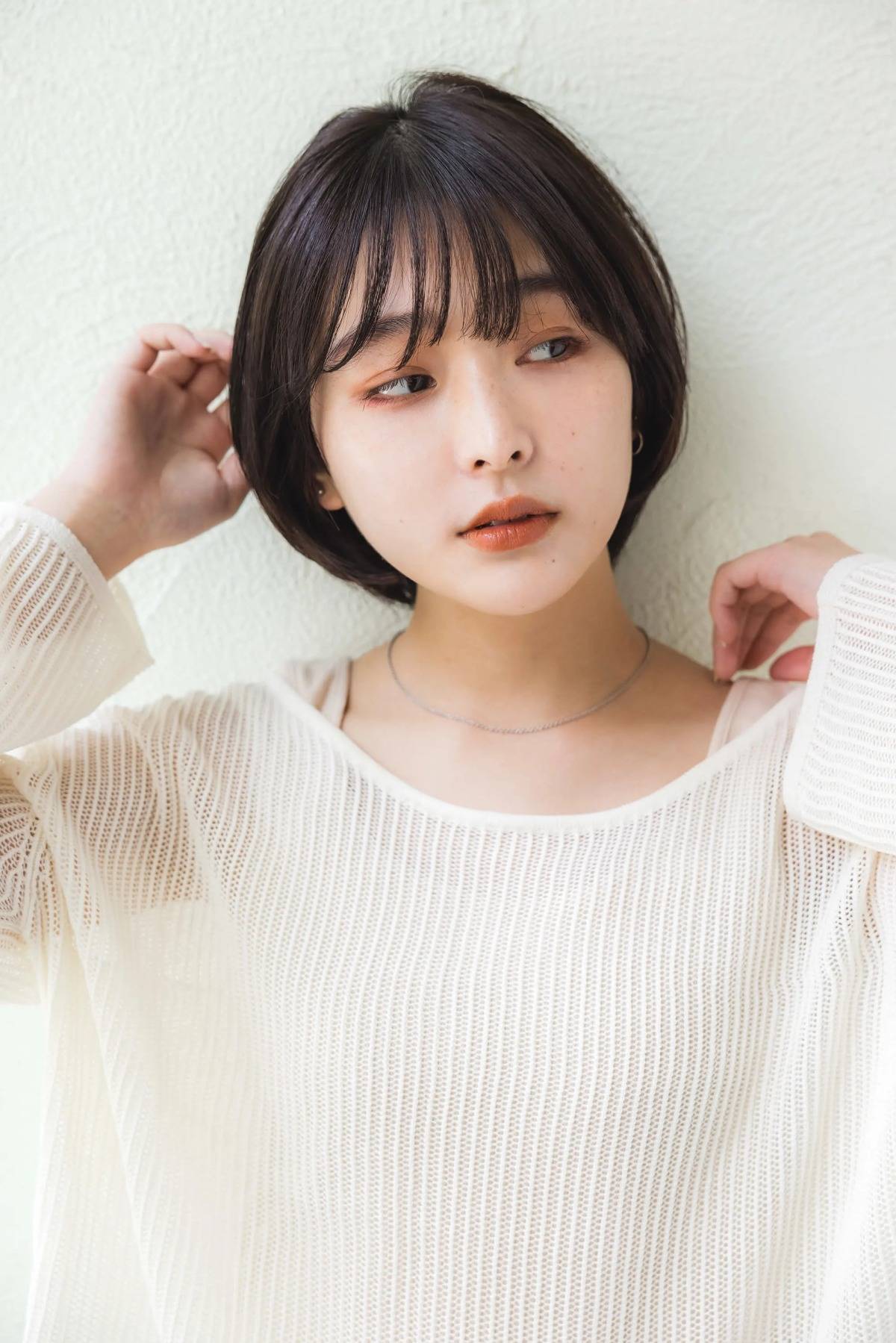 暗髪ナチュラルショート