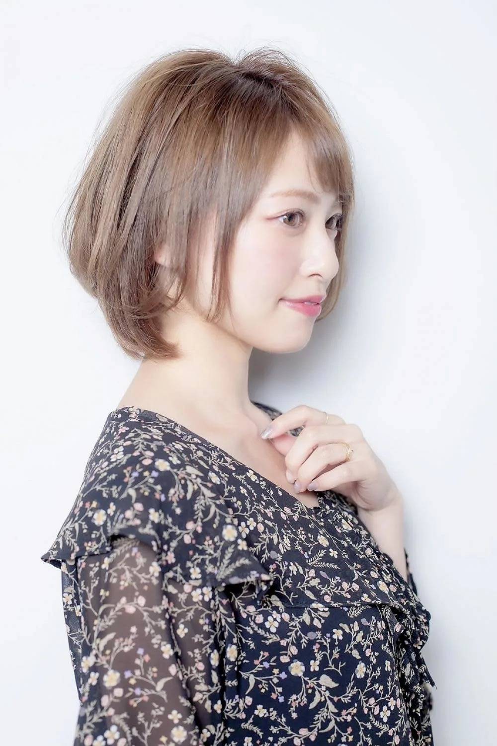 こなれひし形ボブ