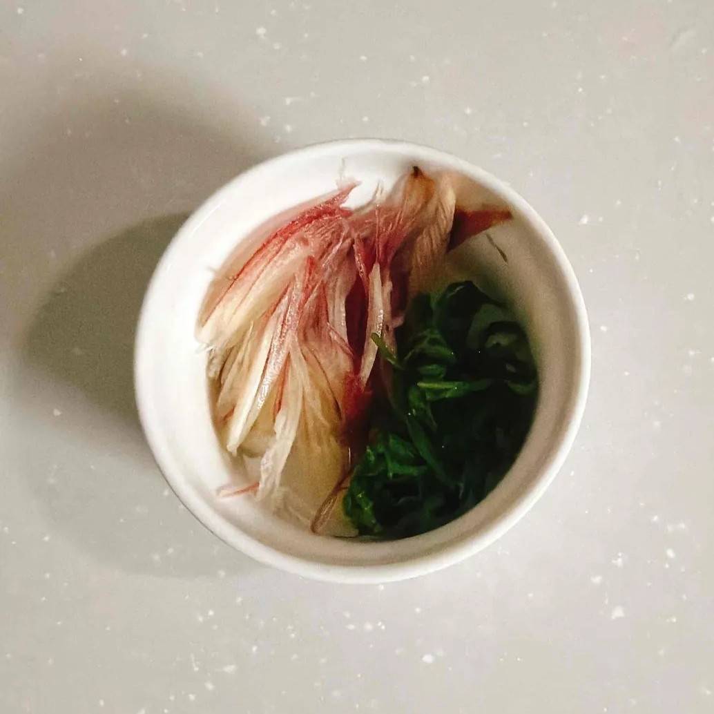 永谷園公式の「刻み薬味茶づけ」のレシピ