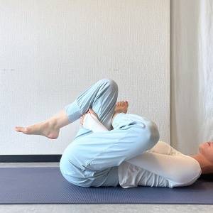 びっくりするほど気持ちいいよ。寝ながらできる「腰痛」改善ストレッチ