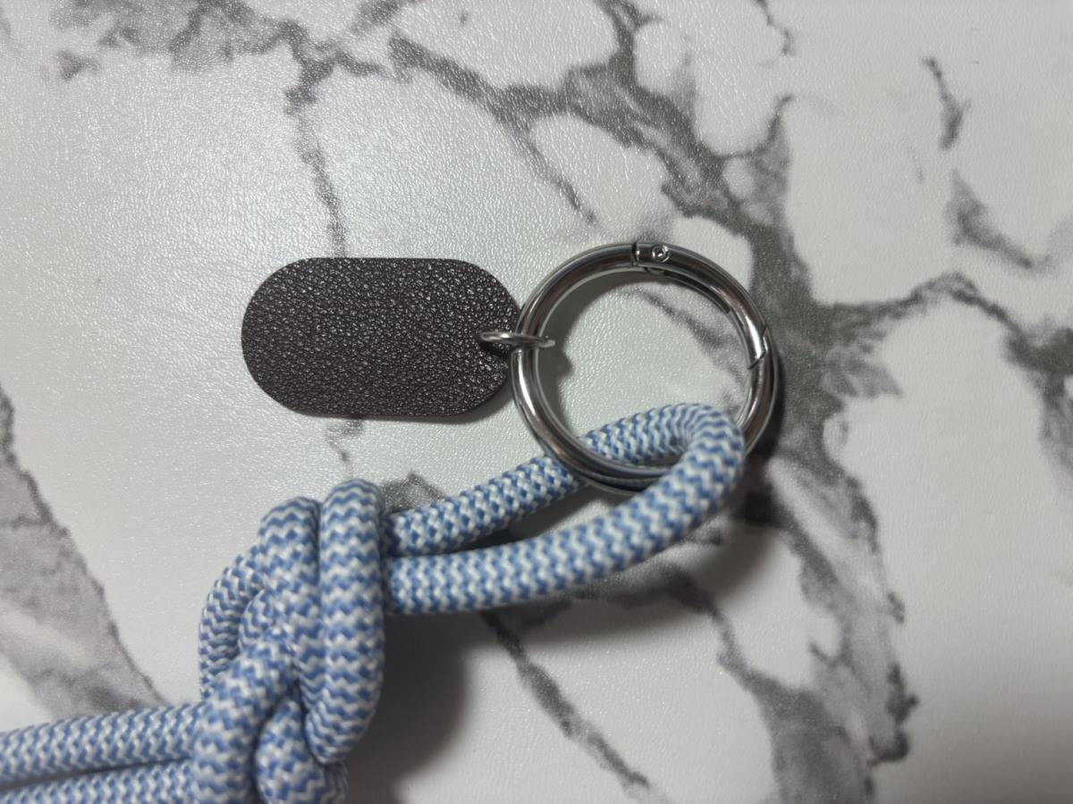 3COINS パラコードチャーム　デザイン＆質感チェック③