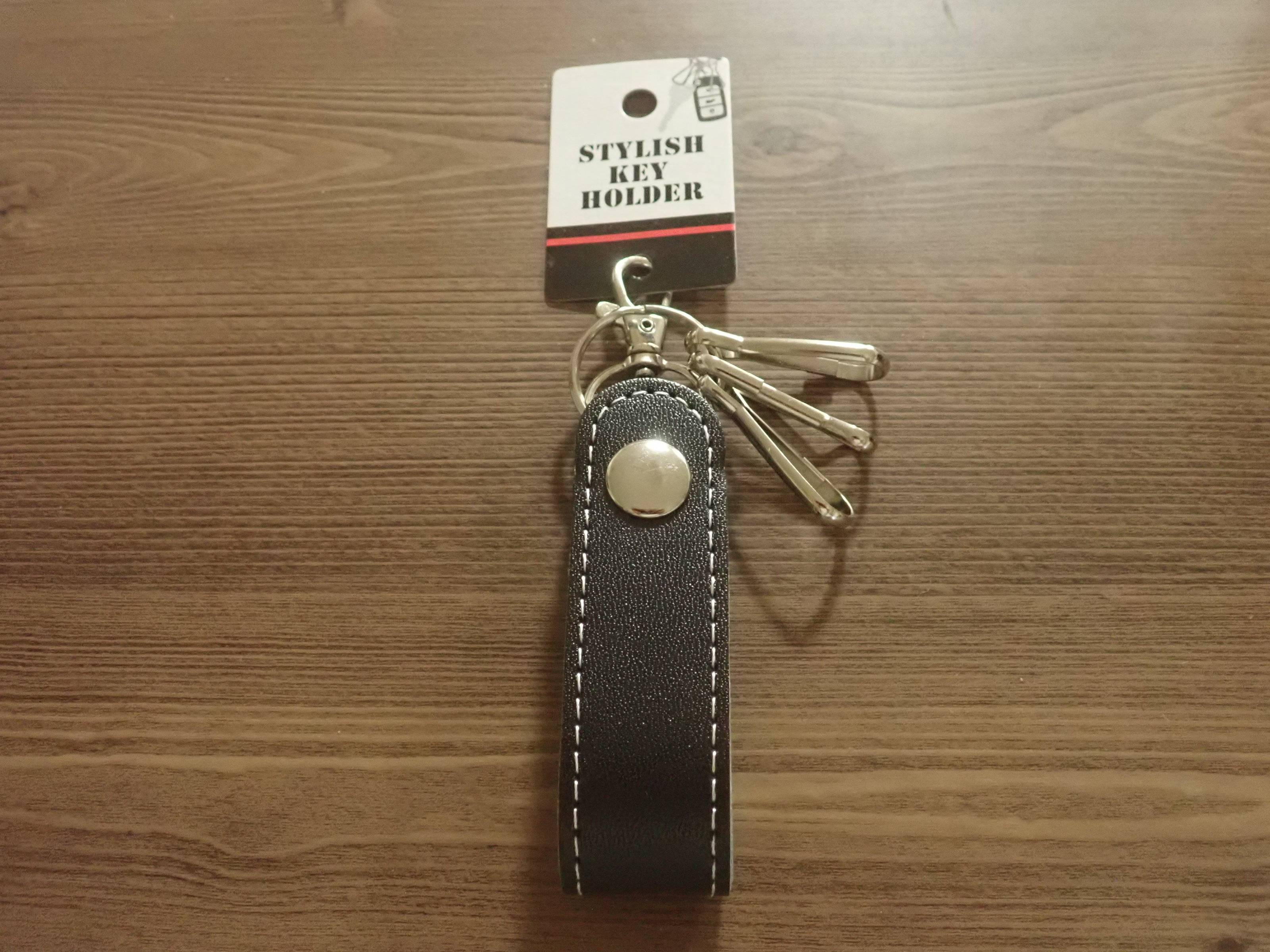 ダイソーのスタイリッシュキーホルダー SKH-5-1