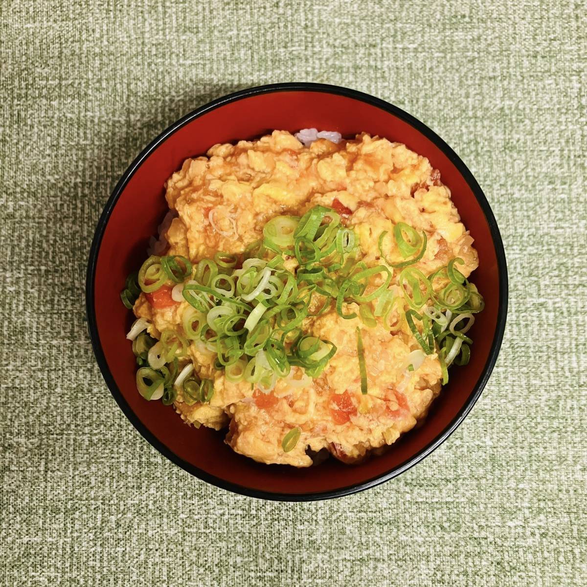 JA全農公式の「たまチリ丼」のレシピ