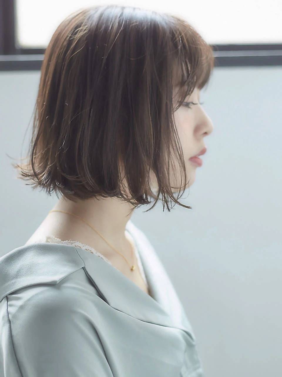 切りっぱなしのラフボブ