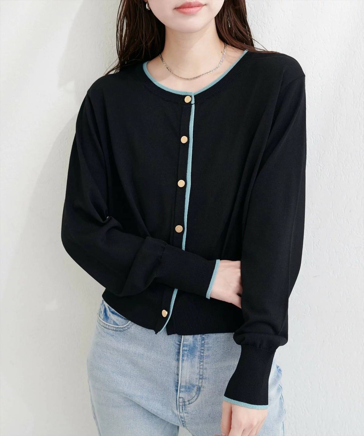 natural couture 接触冷感・UVカット付き配色金ボタンカーディガン