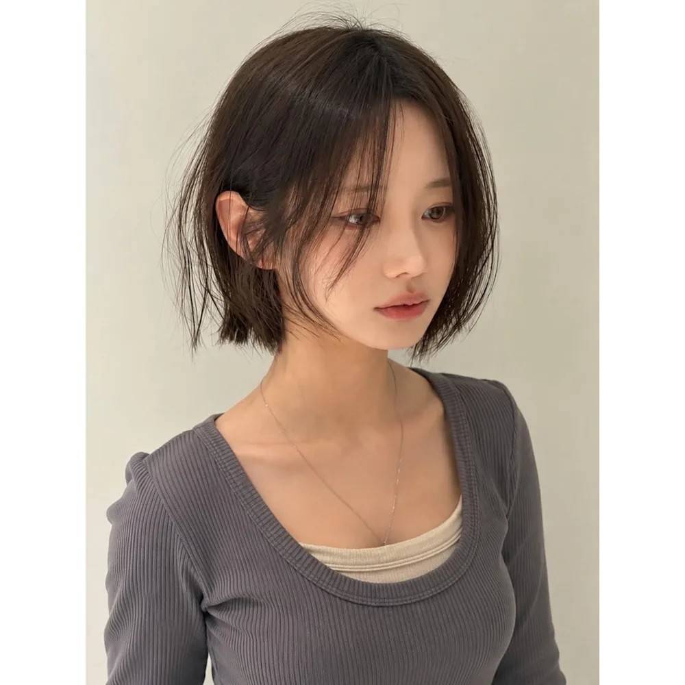 自然な外ハネくびれボブ