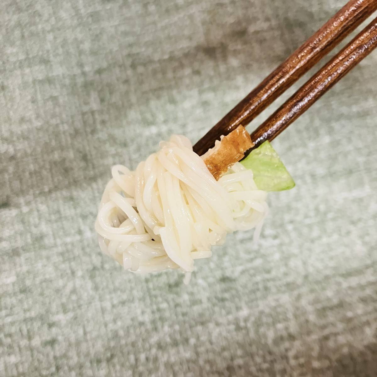 揖保乃糸公式の「中華麺サラダ」のレシピ
