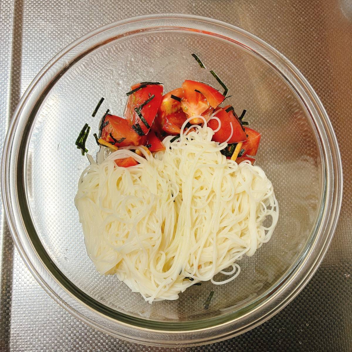 永谷園公式の「夏野菜の和風カッペリーニ」のレシピ