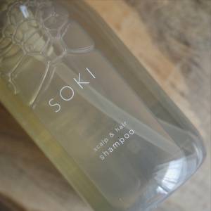 パサつく大人の髪に。頭皮環境を整えてうるツヤへ導く「SOKIシャンプー」