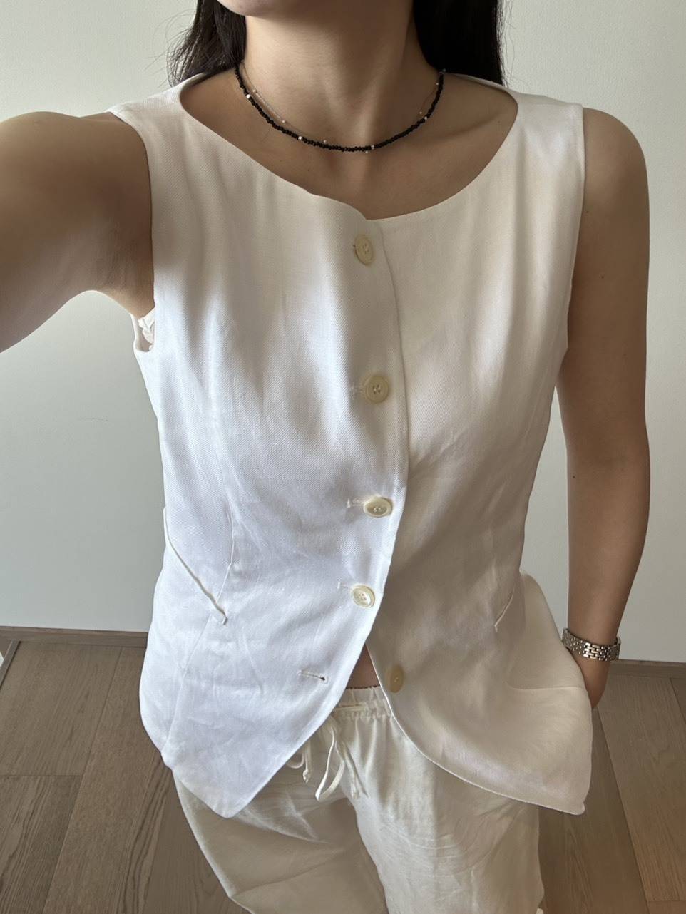 KUME LINEN BOAT-NECK VEST