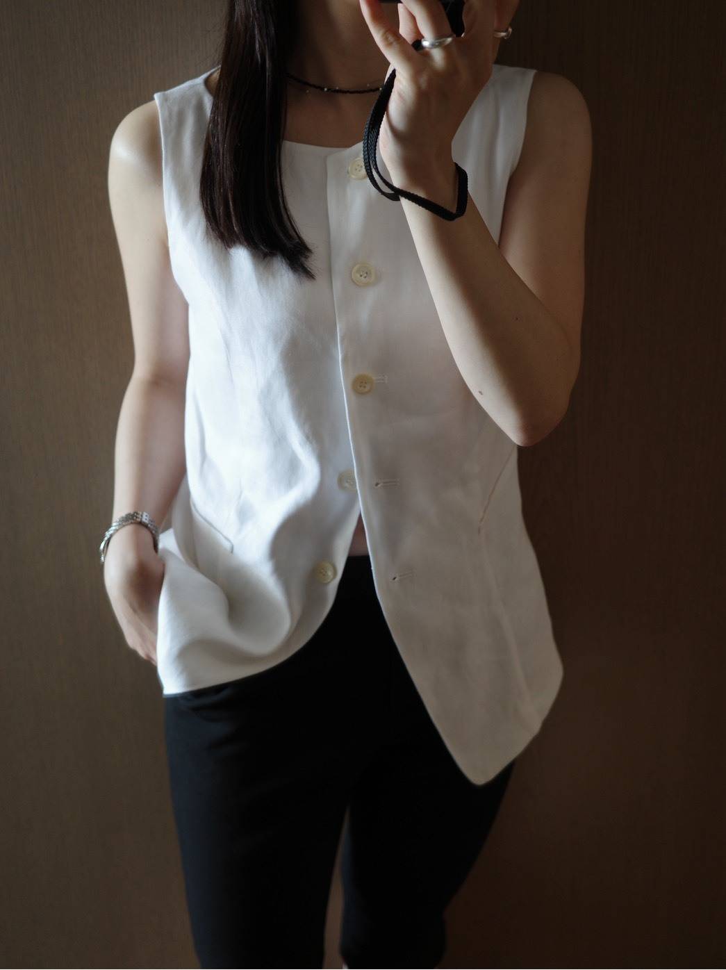KUME LINEN BOAT-NECK VEST