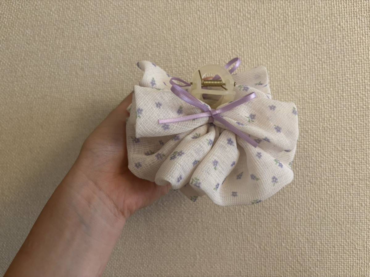 3COINS 小花柄リボンバンス　デザイン＆質感チェック①　