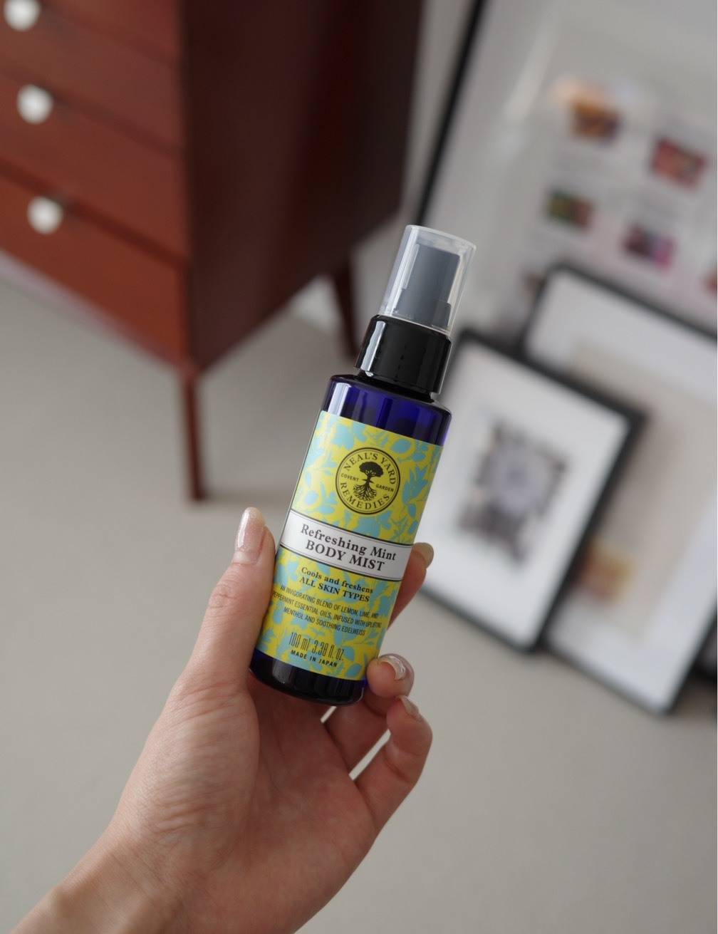 NEAL’S YARD REMEDIES リフレッシュミント ボディミスト