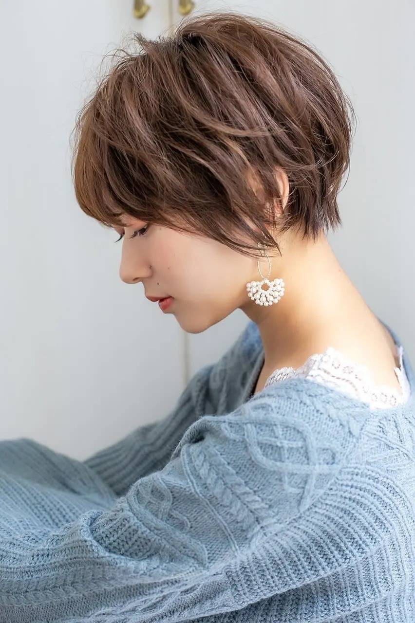レディなニュアンスショート
