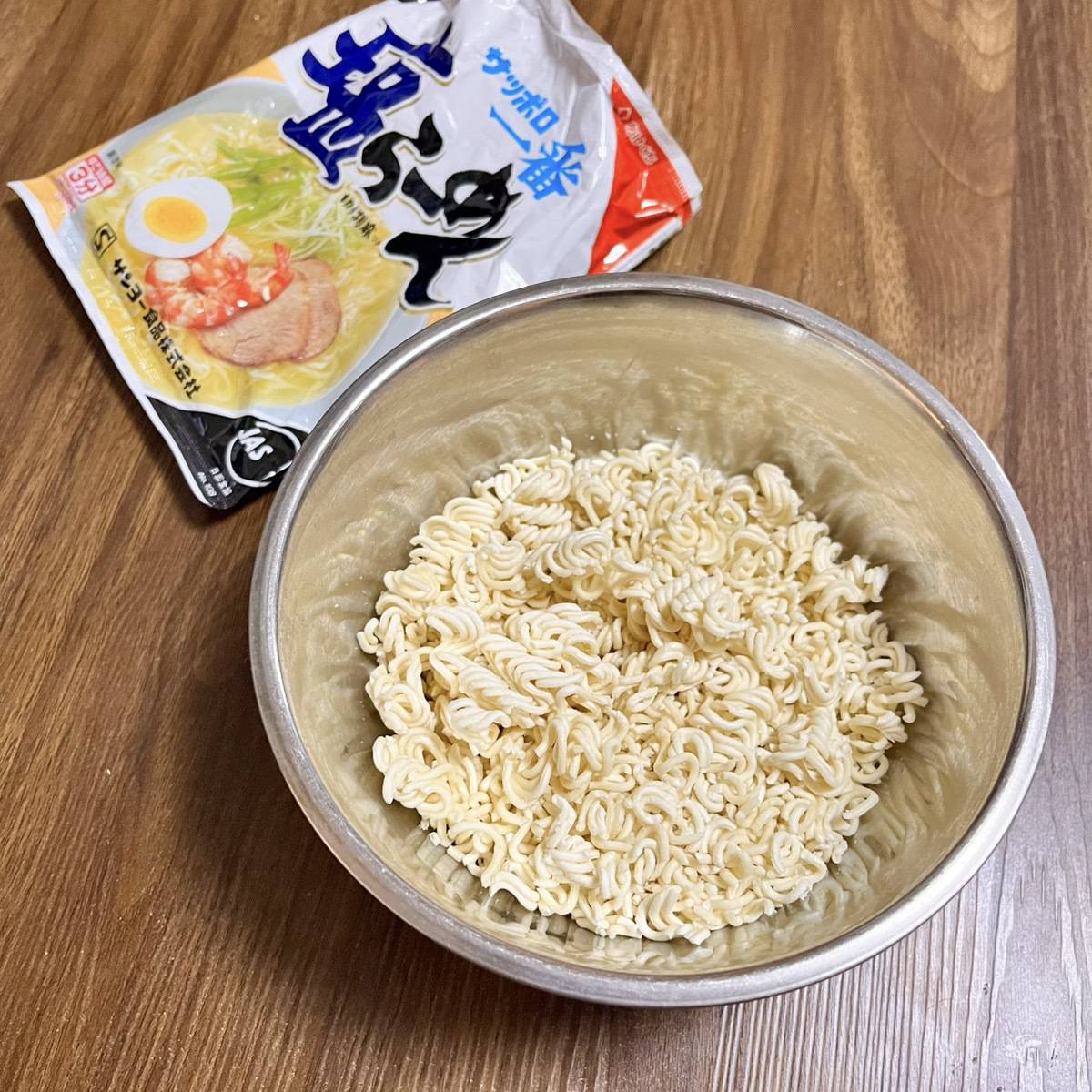 サッポロ一番公式の「手羽元で簡単！参鶏湯風」のレシピ