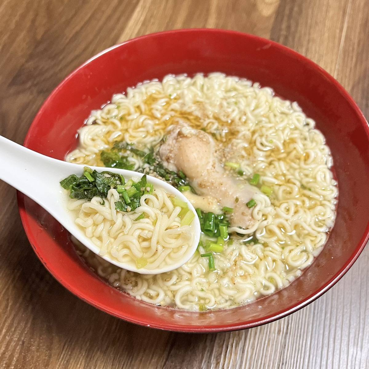 サッポロ一番公式の「手羽元で簡単！参鶏湯風」のレシピ