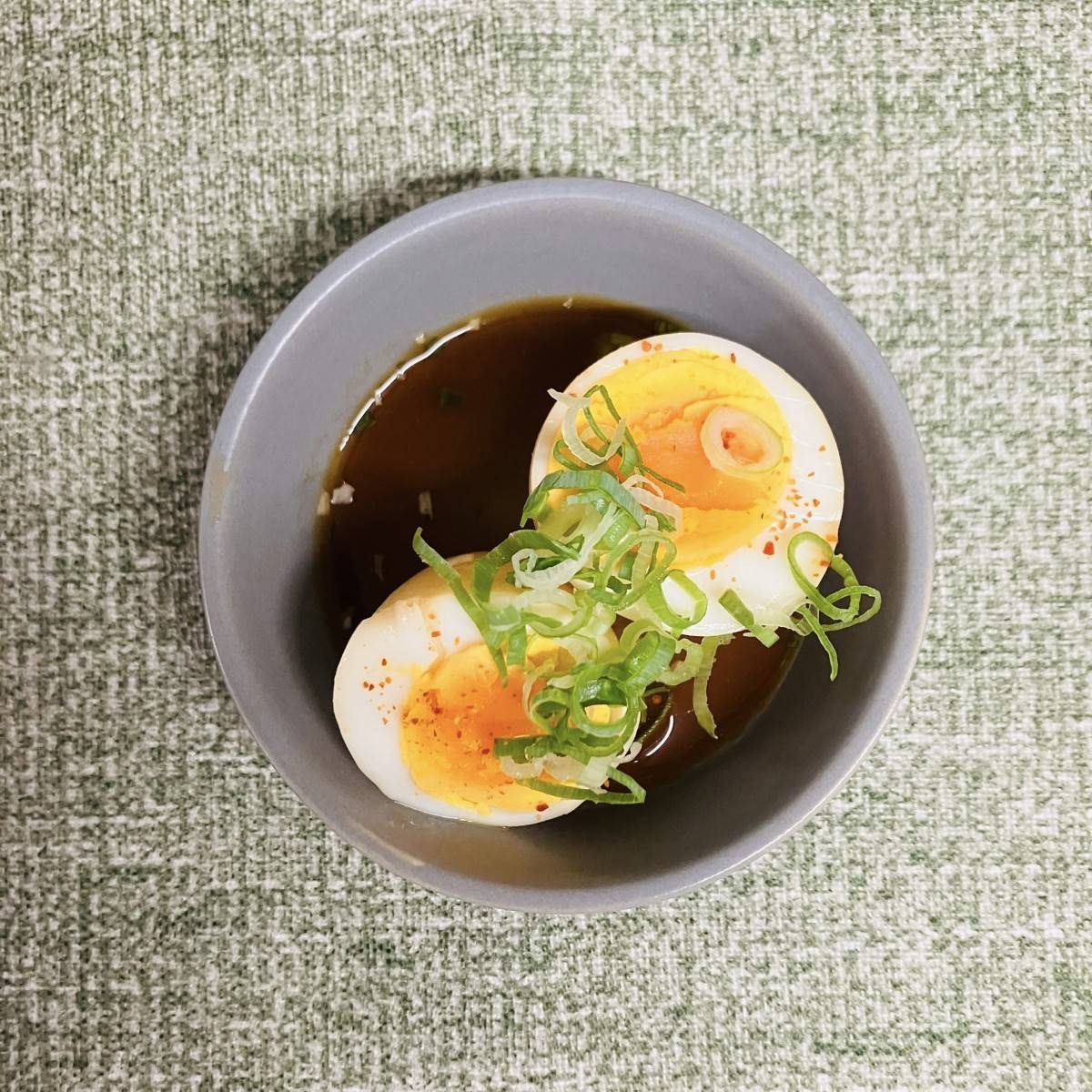 サッポロ一番公式の「サッポロ一番みそラーメン味の！味玉」のレシピ