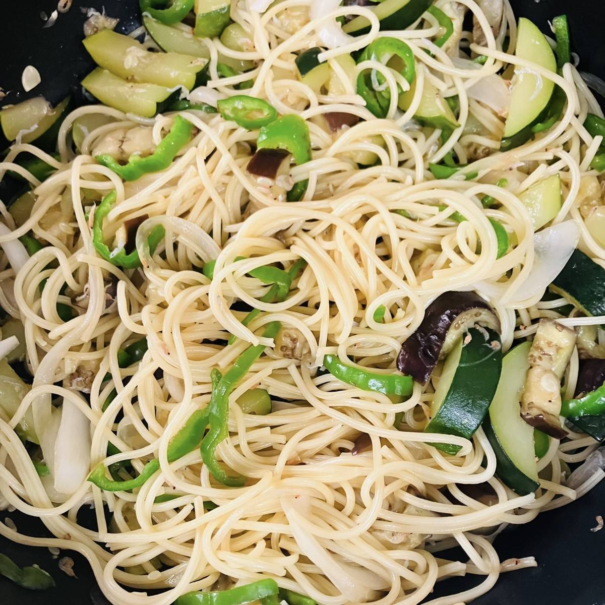 JAグループ公式の「ナスと玉ねぎとピーマンの和風パスタ」のレシピ