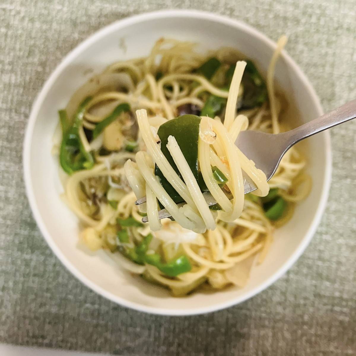 JAグループ公式の「ナスと玉ねぎとピーマンの和風パスタ」のレシピ