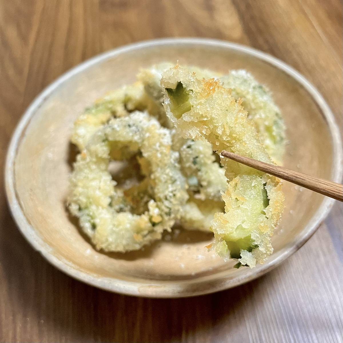 JAグループ公式の「ゴーヤのリングフライ◎コンソメ味」のレシピ
