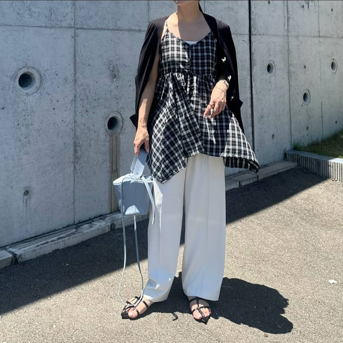 チェック柄キャミソールを主役にする♪