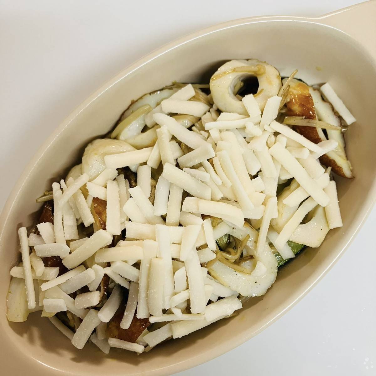 JAグループ公式の「ズッキーニとカニ風味かまぼこのチーズ焼き」のレシピ