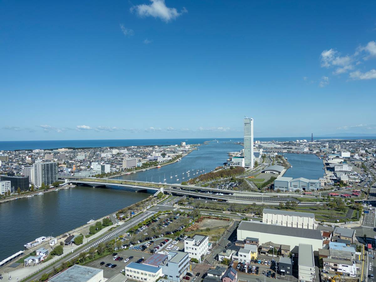 新潟県新潟市の街並み