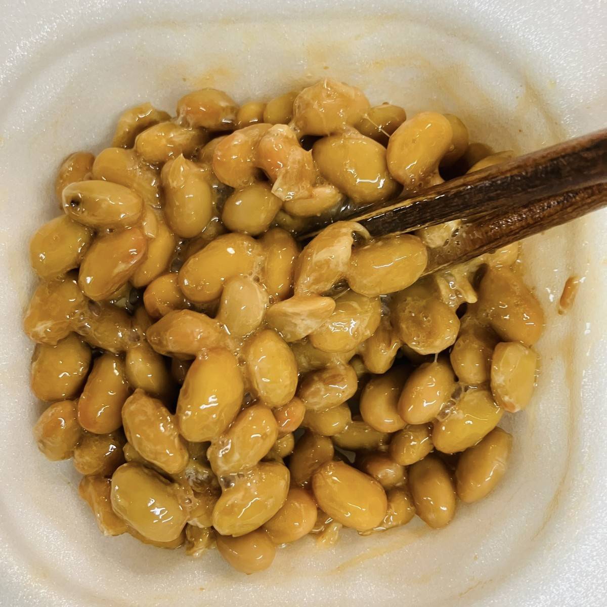 タカノフーズ公式の「納豆チーズトースト」のレシピ