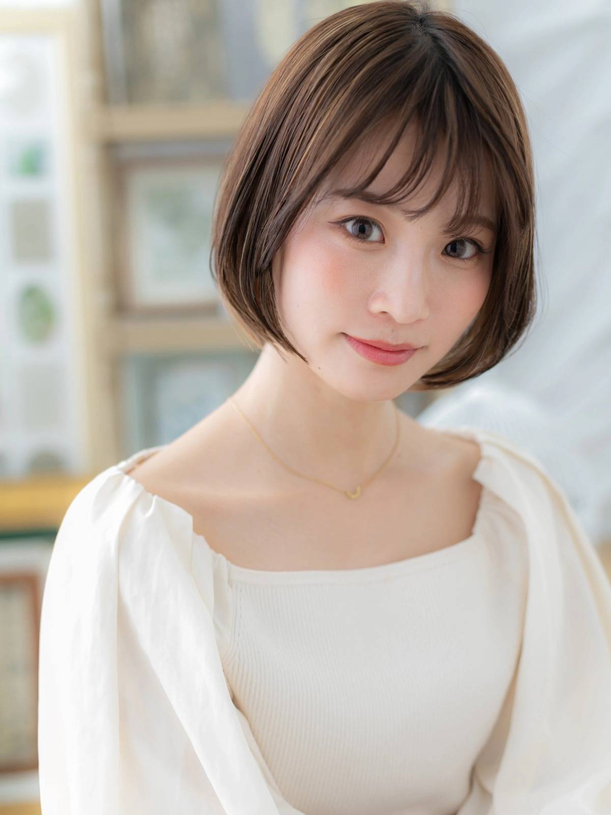 きれいめ前下がりボブ