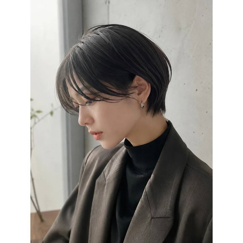 束感のあるマッシュショート