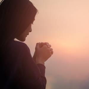【占い師が語る】不思議なご縁に恵まれる。「天使がついている人」が多い誕生日