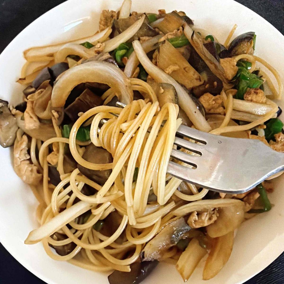 JAグループ公式の「ナスと玉ねぎとピーマンの和風パスタ」のレシピ