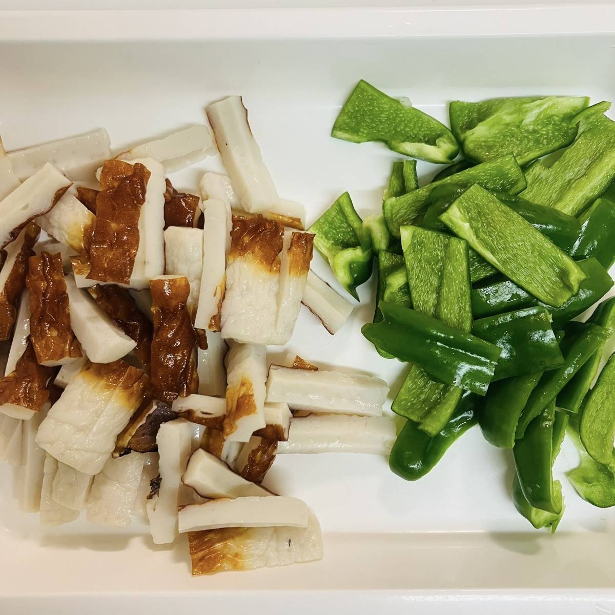 紀文公式の「焼ちくわとしらたきの炒め煮」のレシピ