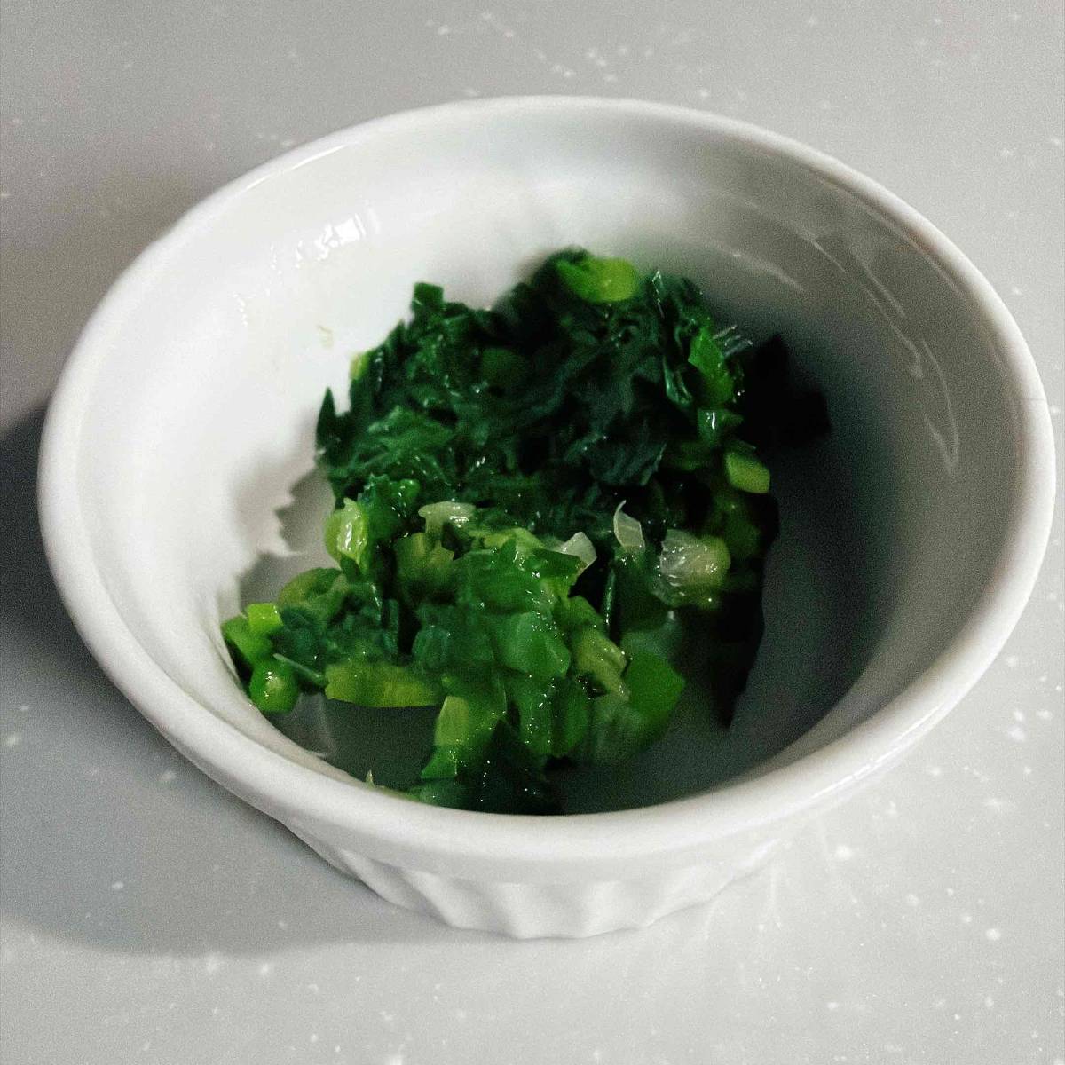 JAグループ公式の「納豆とニラの和風チーズトースト♪」のレシピ
