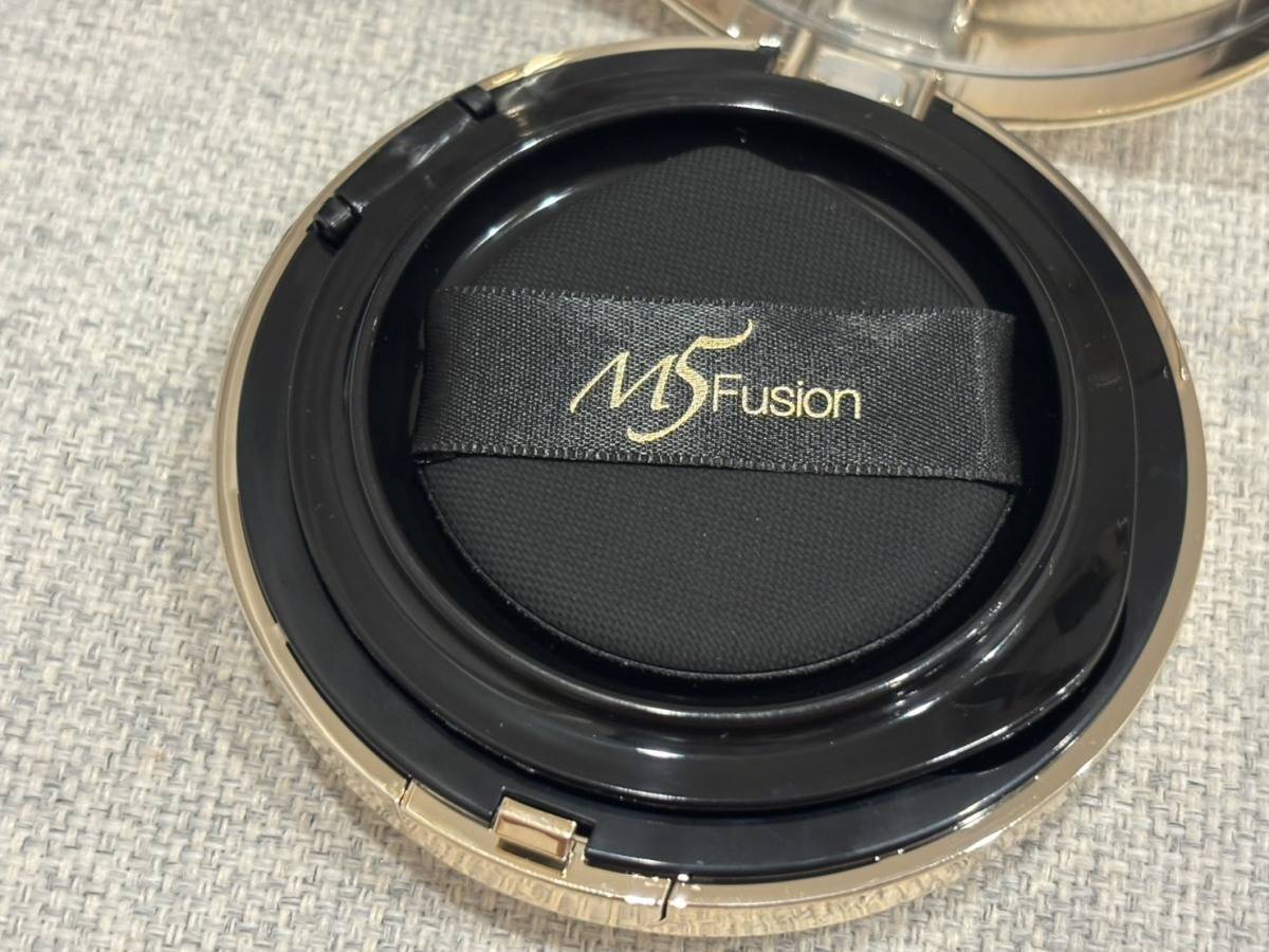 M5 Fusion フェイスフィット クッションファンデーション