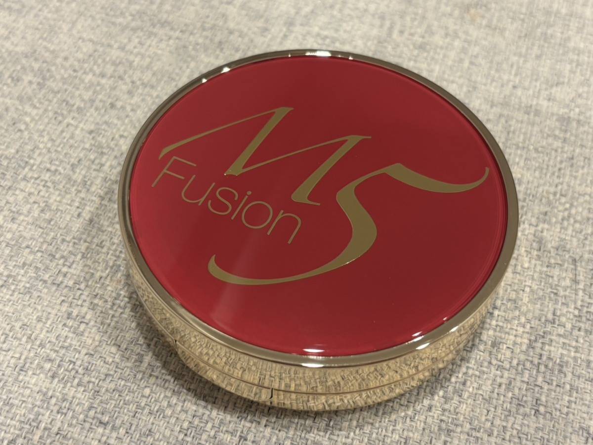 M5 Fusion フェイスフィット クッションファンデーション