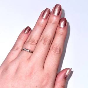 花びらのような輝きにうっとり♡買ってよかった「FINGER SUIT」のネイルセット