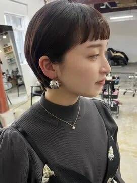 オン眉ショート