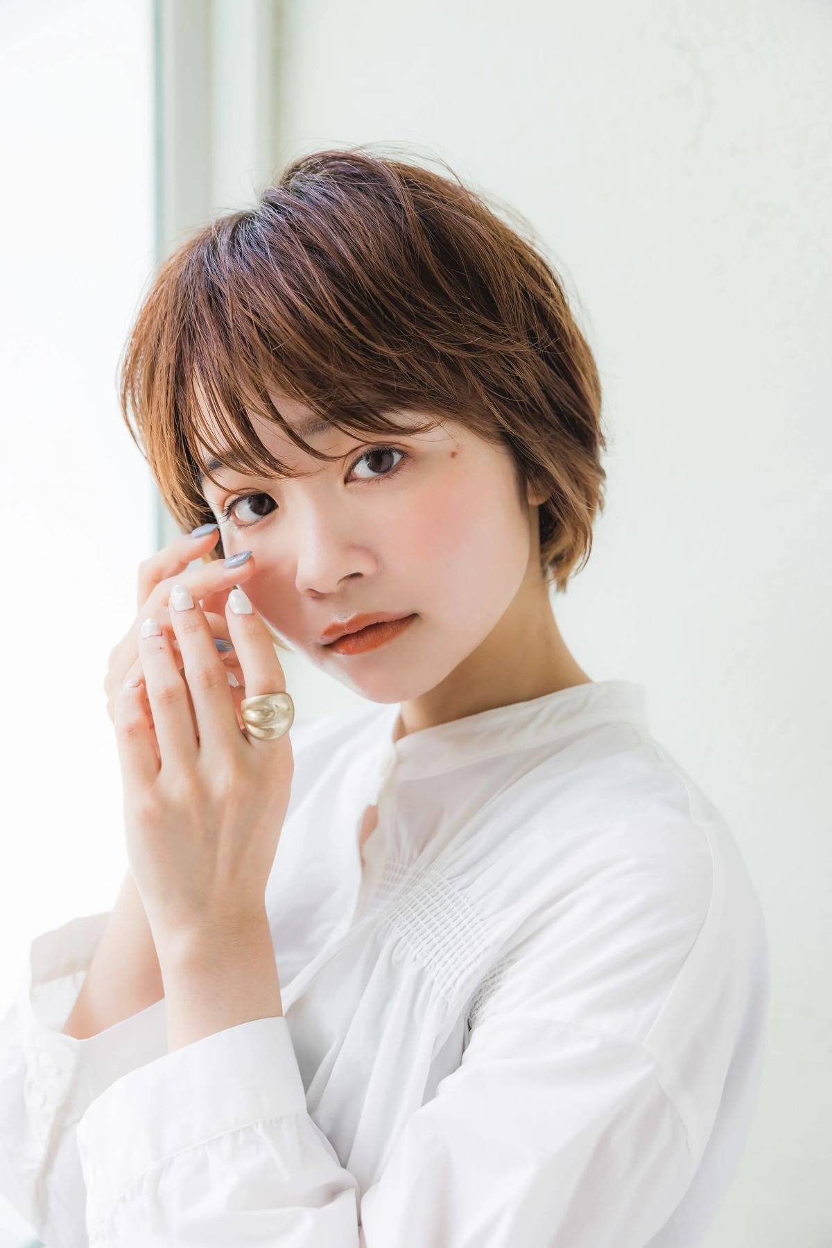 リラックス感のあるレイヤーショート