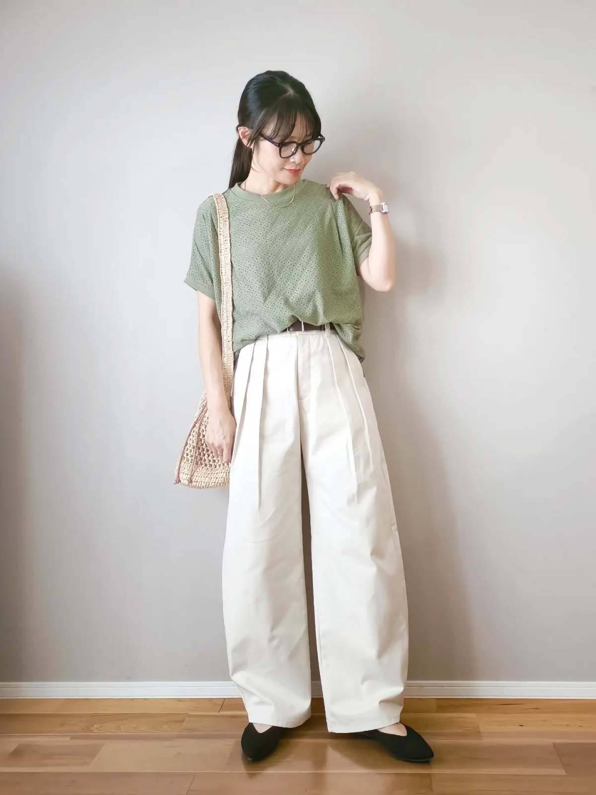 グリーンのTシャツを主役にする♡