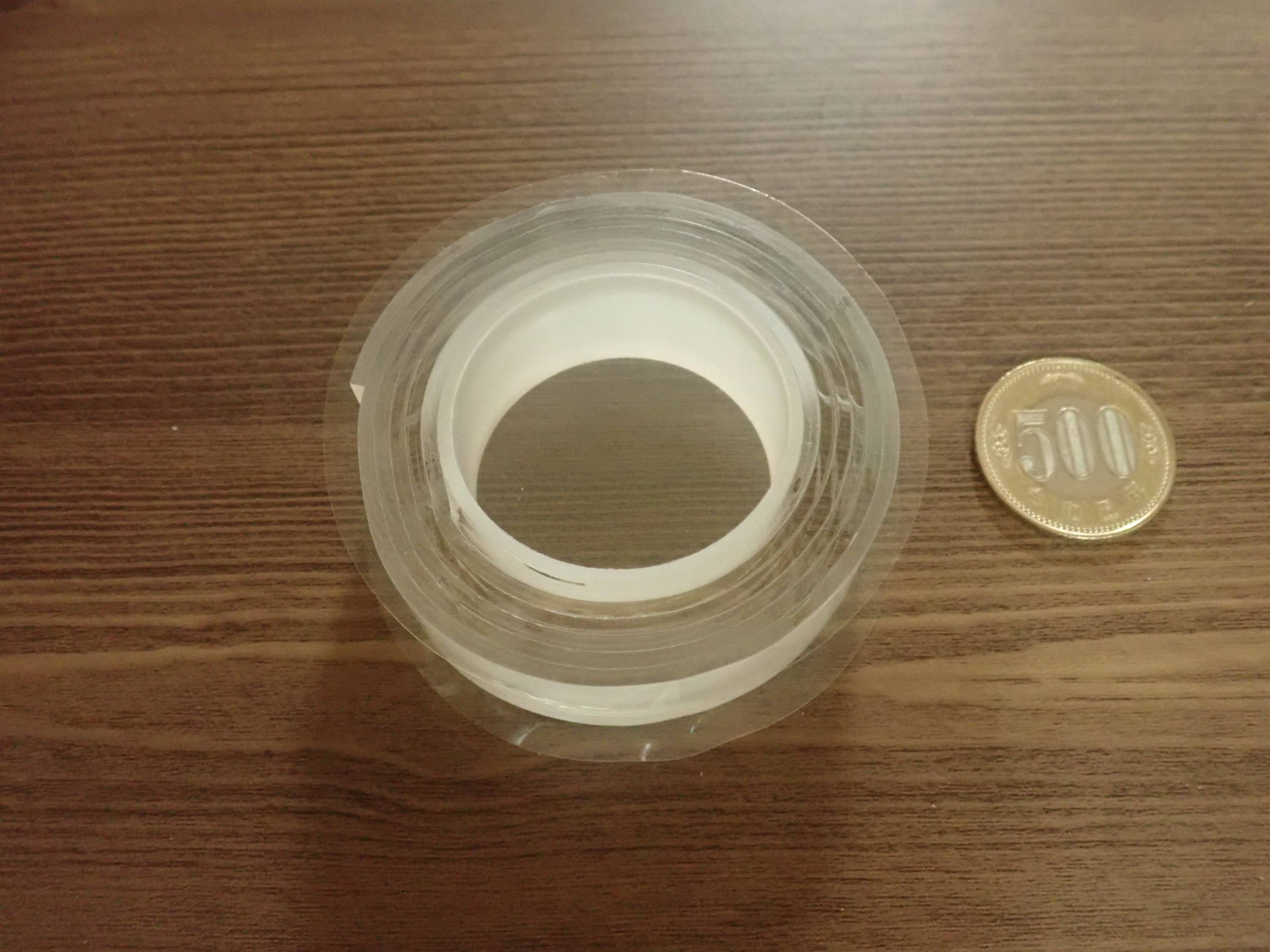 ダイソーの両面ゲルテープ