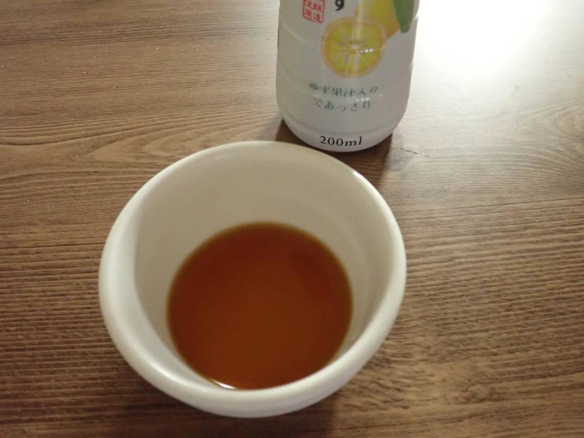 DAISO(ダイソー)：伊賀越 だし入りぶっかけポン酢 200ml