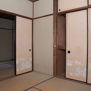 実は風水的に要注意です。押入れにあると開運をどんどん妨げるもの5選